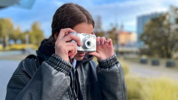 Best Budget Point-and-Shoot Cameras for Fun, Vibes, and Aesthetics