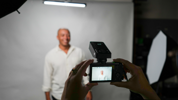 How to Do Studio Photography with a Compact Camera