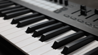 How to Choose MIDI Keyboard