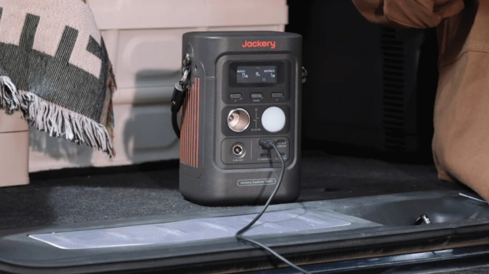 Jackery Explorer 300D Portable Power Station Jackery Explorer 300D Portable Power Station