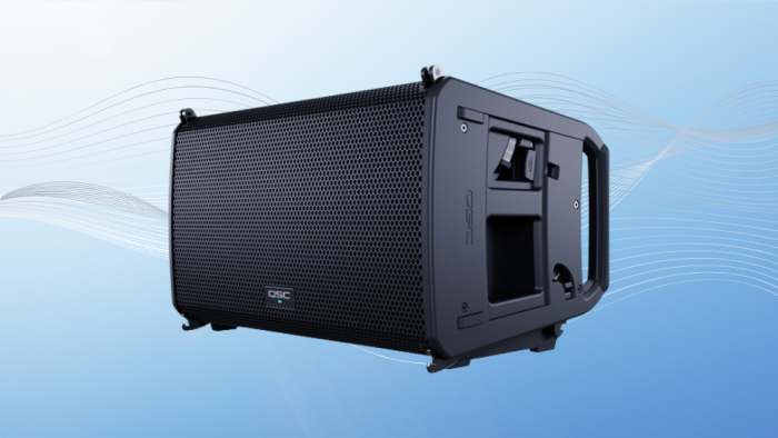 QSC LA 112 2400W Active 12" Line Array Loudspeaker