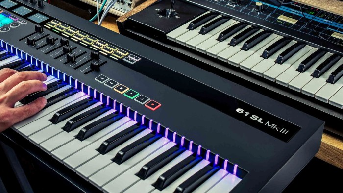 Novation SL MkIII MIDI and CV Keyboard Controller with Sequencer