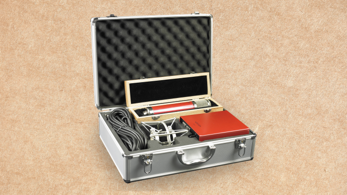 The full Aventone Pro CV-12 set The full Aventone Pro CV-12 set