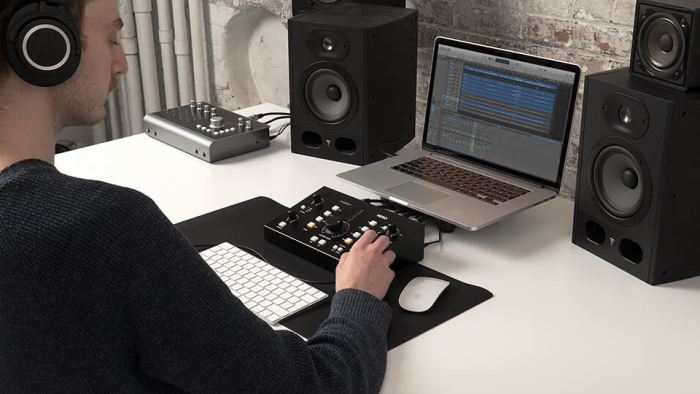 Audient Desktop Monitor Controller Audient Nero