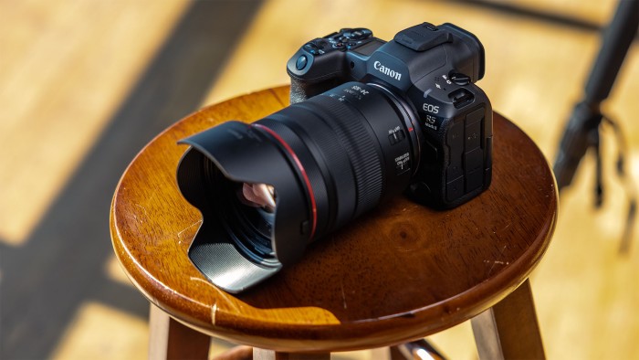 Canon EOS R5 Mark II Mirrorless Camera Canon EOS R5 Mark II Mirrorless Camera