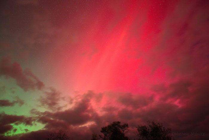 Even with a 14mm lens, I had to angle my camera upward in order to capture this large, bright pillar.