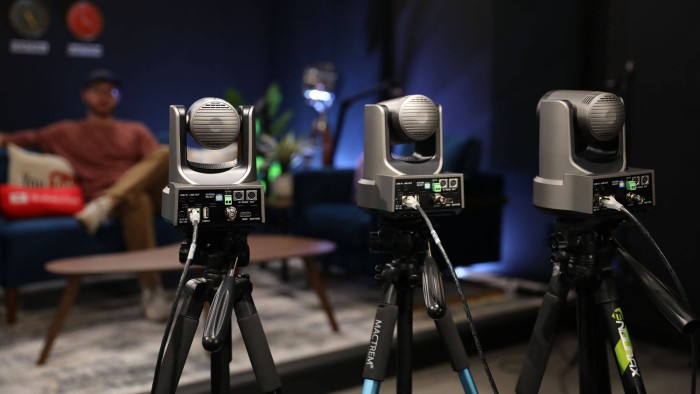 PTZOptics Producer-SE Camera & Controller Bundle
