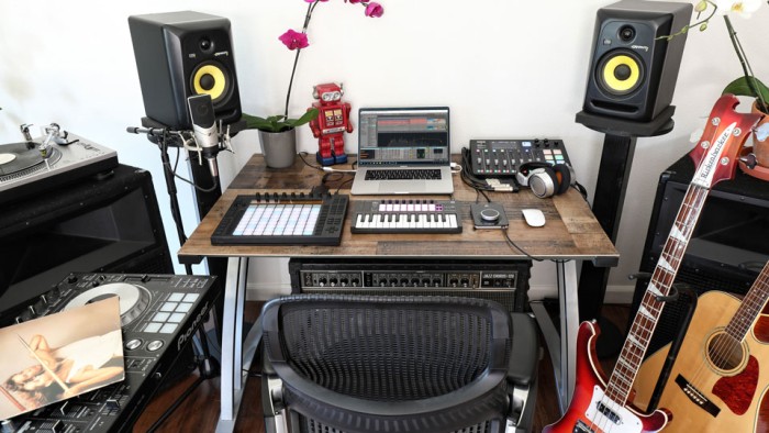 Audio Interfaces with Small-Scale Size and Big-Time Sound