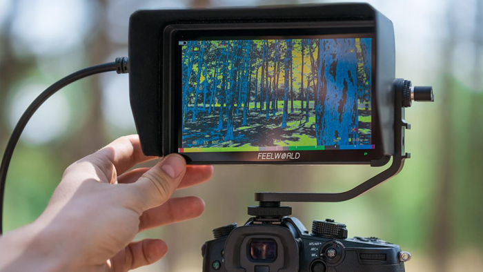 FeelWorld F6 Plus V2 Monitor with ANP75 Battery and AMC5 Bag Kit FeelWorld F6 Plus V2 Monitor with ANP75 Battery and AMC5 Bag Kit