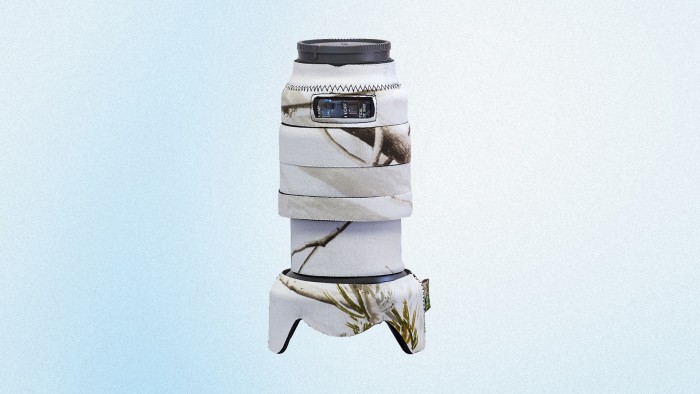 LensCoat Lens Cover for Sony FE 24-105 f/4 G OSS Lens (Realtree AP Snow)