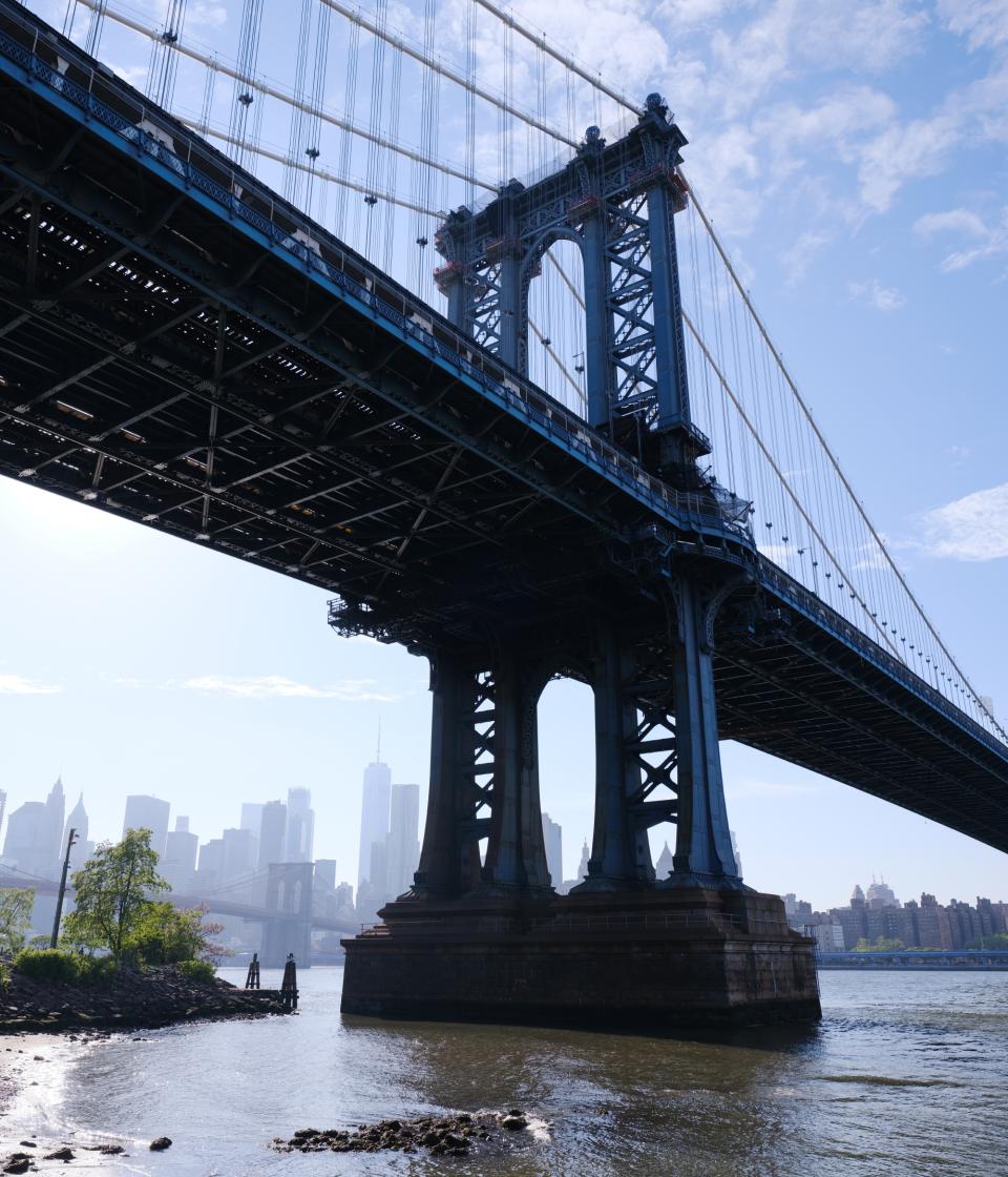 Looking up at the Manhattan Bridge from John St. Park.