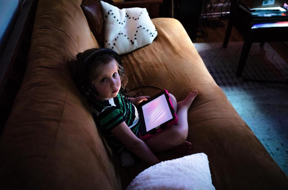 My daughter works on a bit of “remote study” from my home office. Leica M10-R with Summicron-M 28mm f/2 ASPH. Lens.