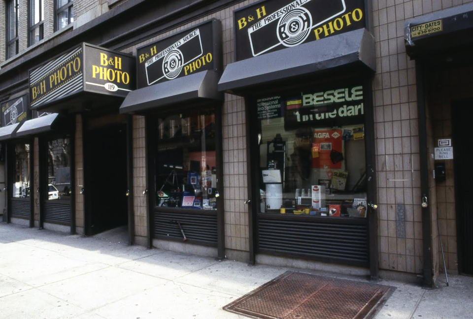 Exterior of the B&H store on 17th Street before it moved to 34th Street Exterior of the B&H store on 17th Street before it moved to 34th Street