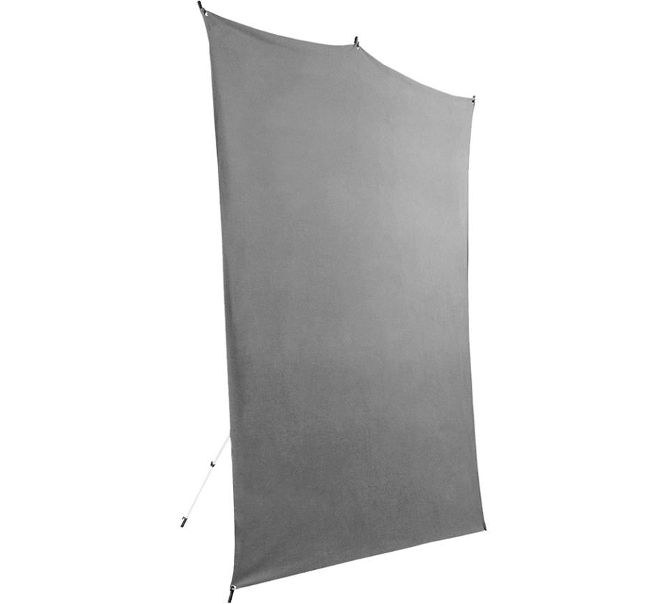Wrinkle- Resistant 5’ x 7’ Gray Cloth Backdrop (1.52m x 2.13m)