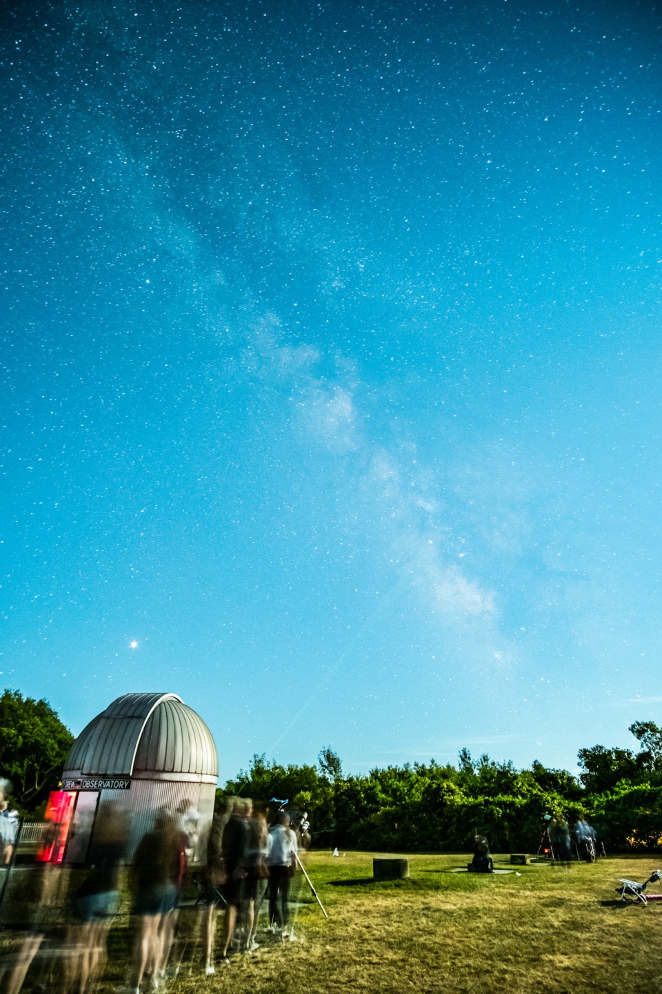 A 21mm image soaks in both the Milky Way and an observatory in the foreground.A 21mm image soaks in both the Milky Way and an observatory in the foreground. A 21mm image soaks in both the Milky Way and an observatory in the foreground.A 21mm image soaks in both the Milky Way and an observatory in the foreground.