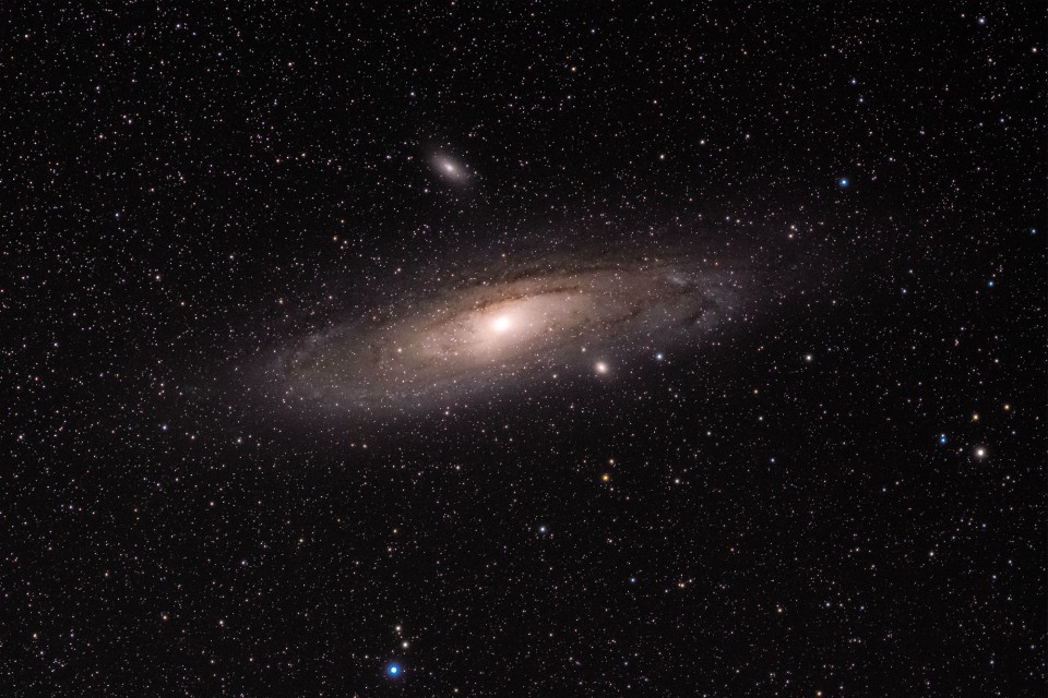 The Andromeda Galaxy captured with a 300mm f/4 lens on an APS-C camera (450mm full-frame equivalent).