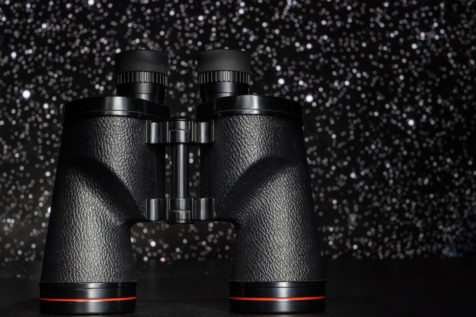 Good binoculars are found at a wide range of price points. Good binoculars are found at a wide range of price points.