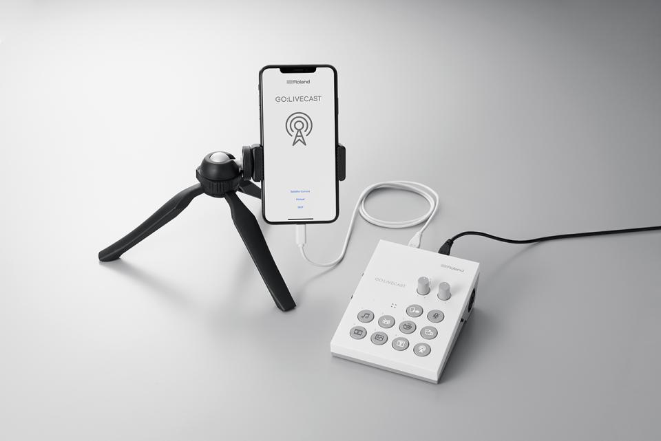 Roland GO:LIVECAST Live Streaming Audio and Video Studio for Smartphones and Tablets