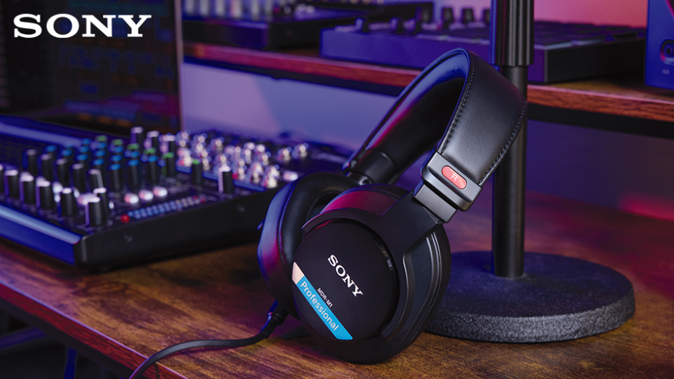 Sony Announces the MDR-M1 Closed Monitor Headphones