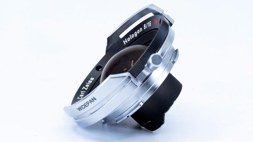 Zeiss 16mm f/8 Hologon Lens © Allan Weitz