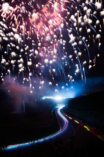 Fireworks show during the 24 hours of Spa race, captured using a tripod and a multi-second exposure. Nikon D4s, ISO 50, 14 mm f/4.5 lens at 10 seconds, Exposure compensation: 1.