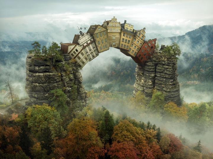 Self-Supporting, 2017 © Erik Johansson