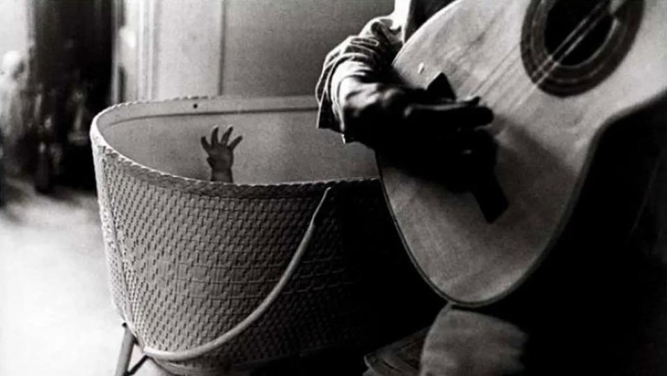 From “San Francisco” © Ralph Gibson