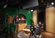 Derek sits down with photographer Ian Spanier, an upcoming guest.