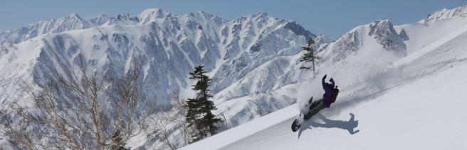 Snowboarder