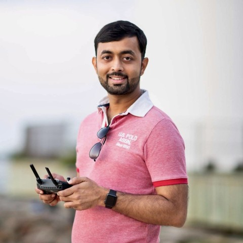 Profile picture for user Samik Ghosh