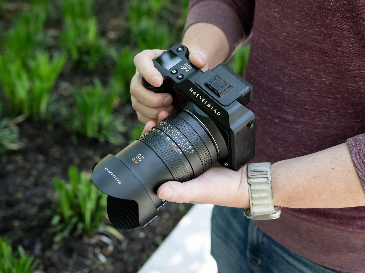 Hasselblad XCD 25mm f/2.5 V Lens on the X2D 100C Camera