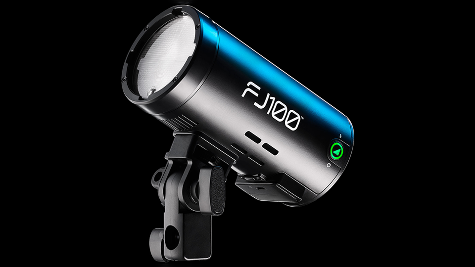 Westcott FJ100 100Ws Off-Camera Strobe